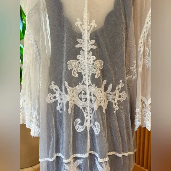 Vintage Style Embroidered White Lace Kimono Jacket/Coverup, One Size - Picture 9 of 14